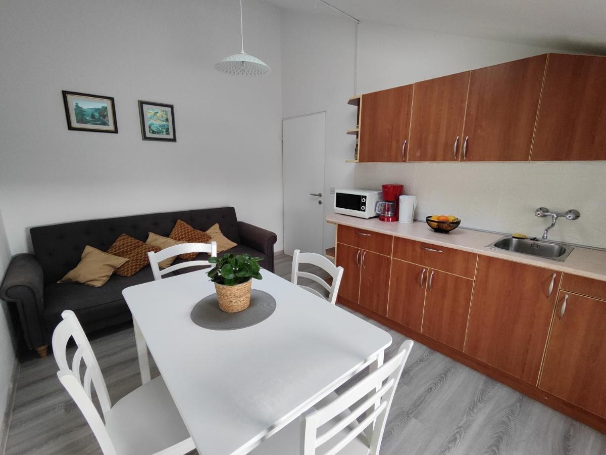 Apartments Urban Пореч Екстериор снимка
